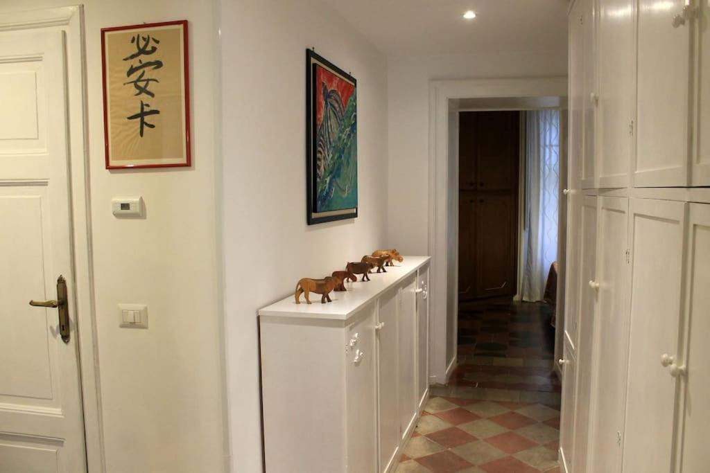 Near Colosseum By Varental 2Br + 1Sb روما المظهر الخارجي الصورة