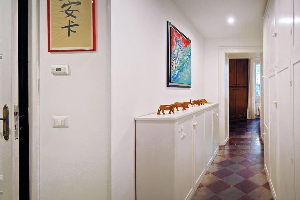 Near Colosseum By Varental 2Br + 1Sb روما المظهر الخارجي الصورة